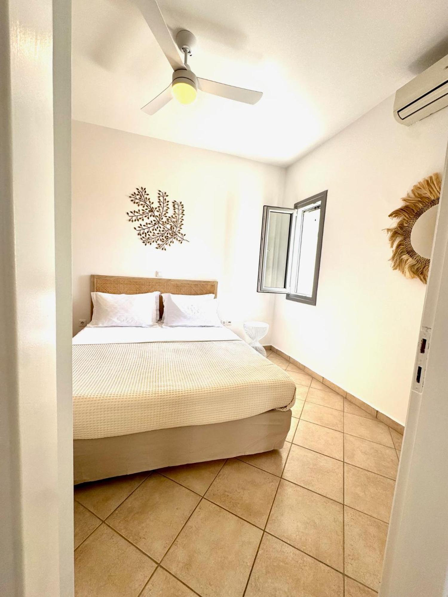 Beach House Antiparos Bagian luar foto